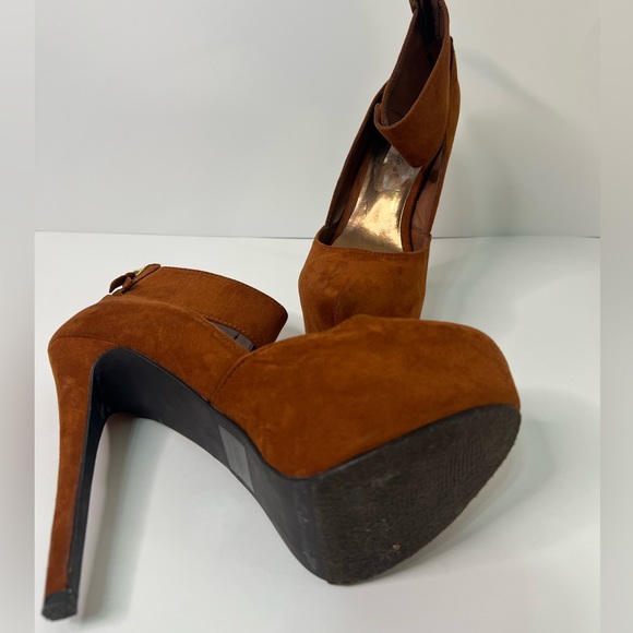 Women’s Rust colored block heels with ankle strap size 7 1/2 - Picture 5 of 6